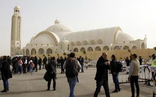 Крупнейшие мечеть и церковь открылись в Египте 