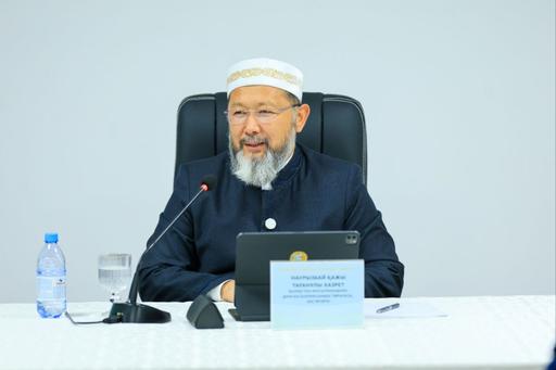 БАС МҮФТИ ПАВЛОДАРДА МЕДРЕСЕ КОЛЛЕДЖ ШӘКІРТТЕРІНЕ ДӘРІС ОҚЫДЫ