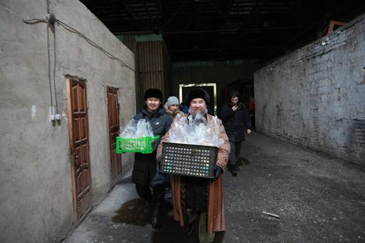 Көкшетауда тазалық қызметкерлеріне ауызашар таратылды