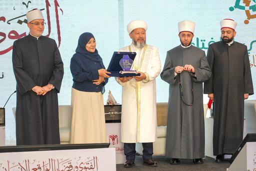 ҚМДБ ТӨРАҒАСЫНА ХАЛЫҚАРАЛЫҚ ФОРУМДА МАРАПАТ ТАБЫСТАЛДЫ