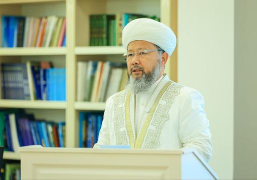 БАС МҮФТИ ДІНИ ӘДЕБИЕТТЕРДІ САРАПТАУҒА АРНАЛҒАН СЕМИНАРДА БАЯНДАМА ЖАСАДЫ