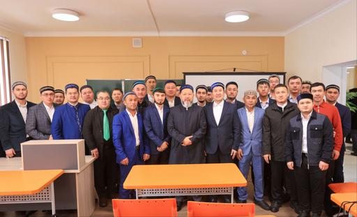 БАС МҮФТИ ИНСТИТУТ ШӘКІРТТЕРІНЕ ДӘРІС ОҚЫДЫ