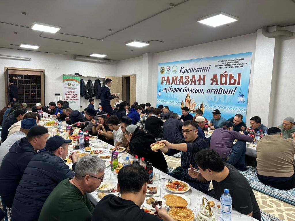 Шымкентте ауызашар дастарханы жайылды