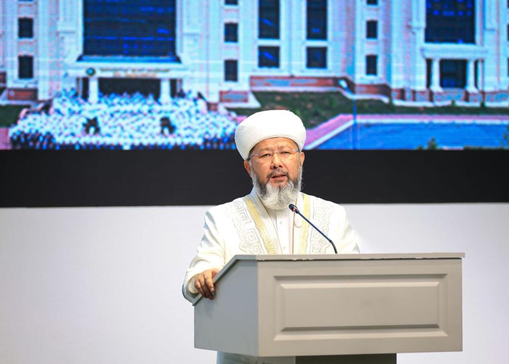 БАС МҮФТИ ҚМДБ ҰЖЫМЫН ДІНИ БАСҚАРМАНЫҢ ҚҰРЫЛҒАН КҮНІМЕН ҚҰТТЫҚТАДЫ