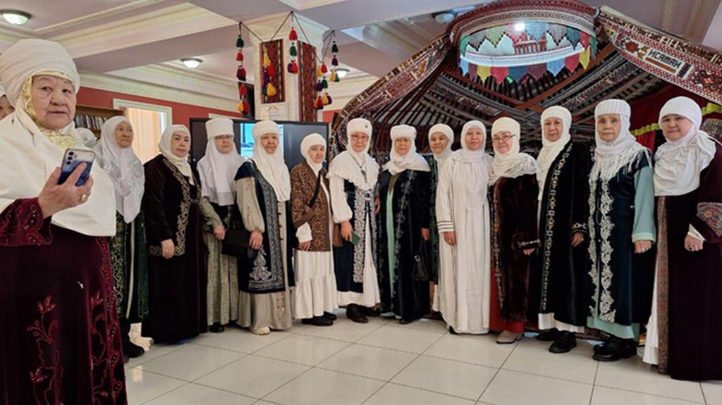 Алматы: «Қазақ даласының қасиеті – ақ орамалда» атты рухани-танымдық дөңгелек үстел өтті