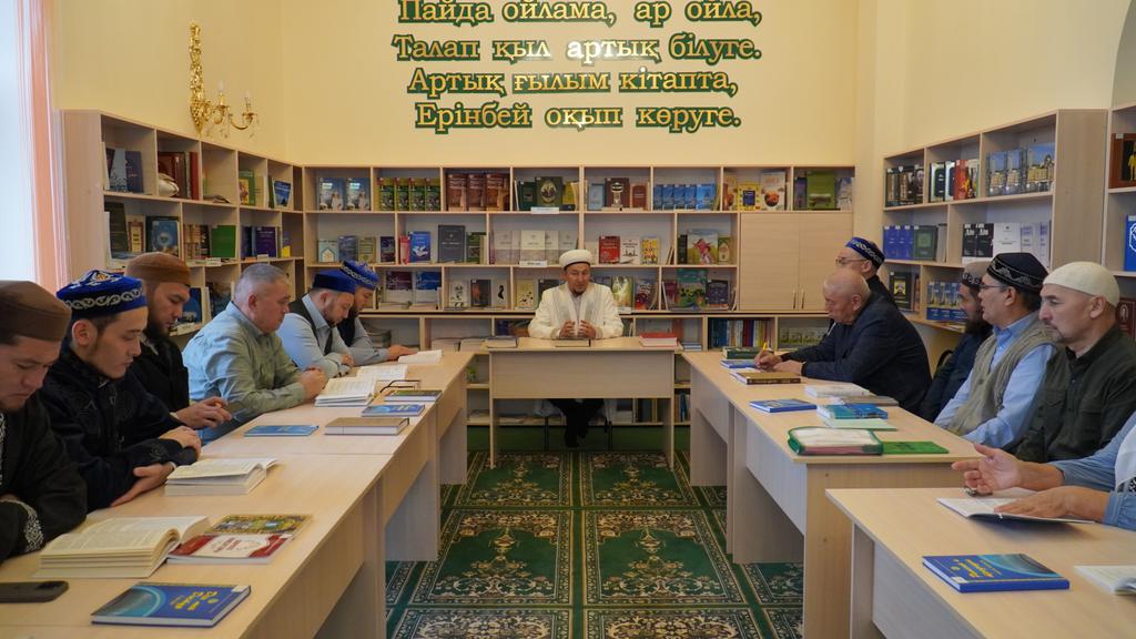 Қостанай: «Кітап оқу мәдениетін қалыптастыру» тақырыбында танымдық жиын өтті