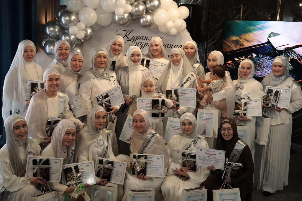 Қарағанды облыстық «Әнет баба» мешітінде 40 шәкірт құранға түсті