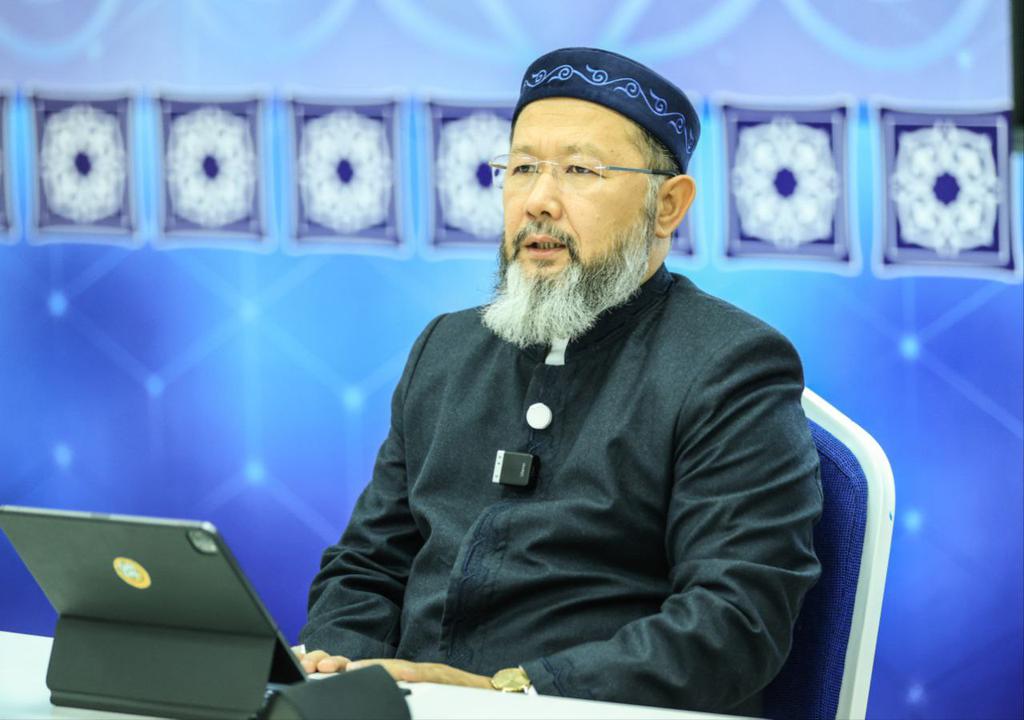 ҚМДБ ТӨРАҒАСЫ МЕДРЕСЕ ШӘКІРТТЕРІНЕ ДӘРІС ОҚЫДЫ