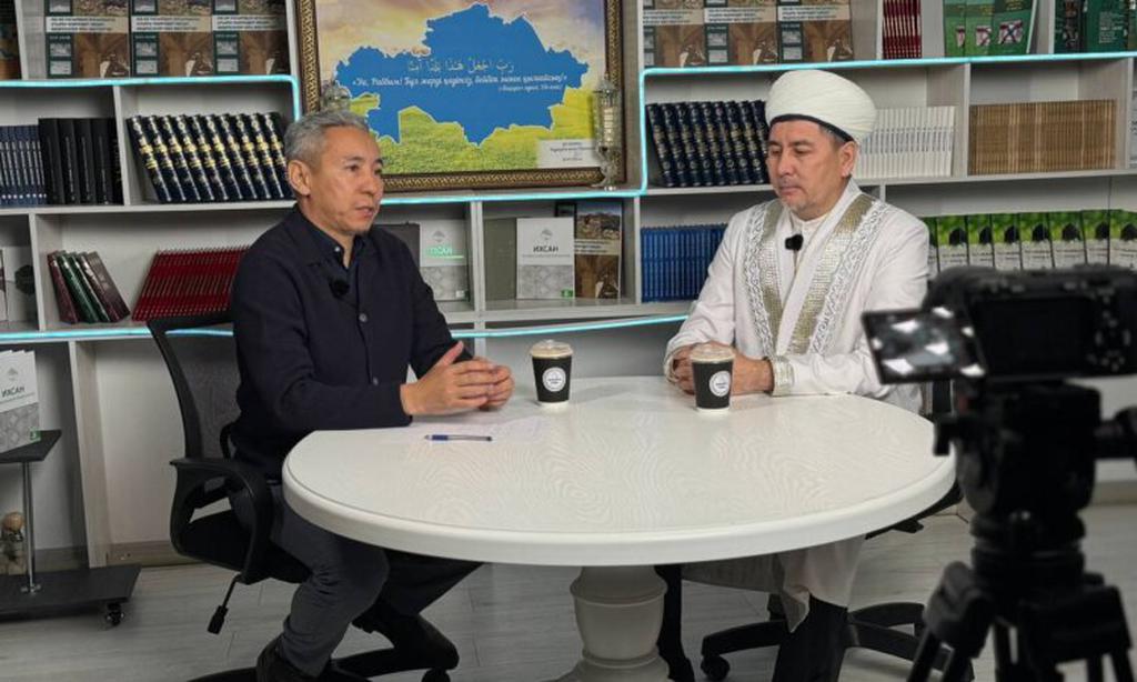 Мұнара телеарнасының түсірілім тобы Атырау облысында