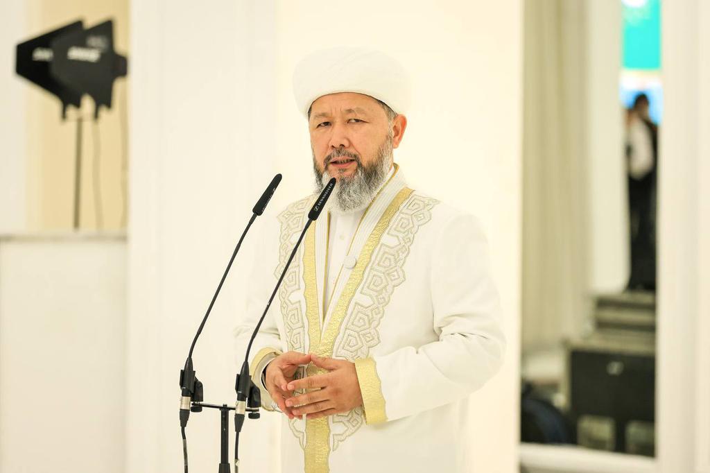 БАС МҮФТИ МЕМЛЕКЕТ БАСШЫСЫНЫҢ АТЫНАН БЕРІЛГЕН АУЫЗАШАРҒА ҚАТЫСТЫ