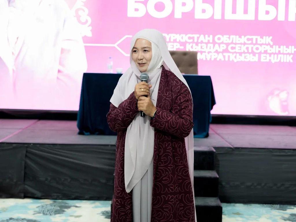 Түркістан: «Әйел – үйдің киесі» атты рухани кеш өтті